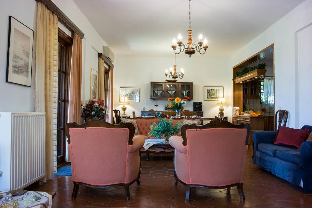 Alexandra Villa 斯塔罗斯 外观 照片