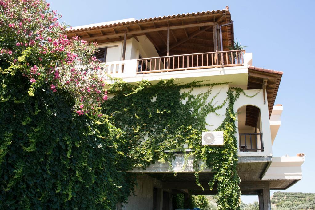 Alexandra Villa 斯塔罗斯 外观 照片